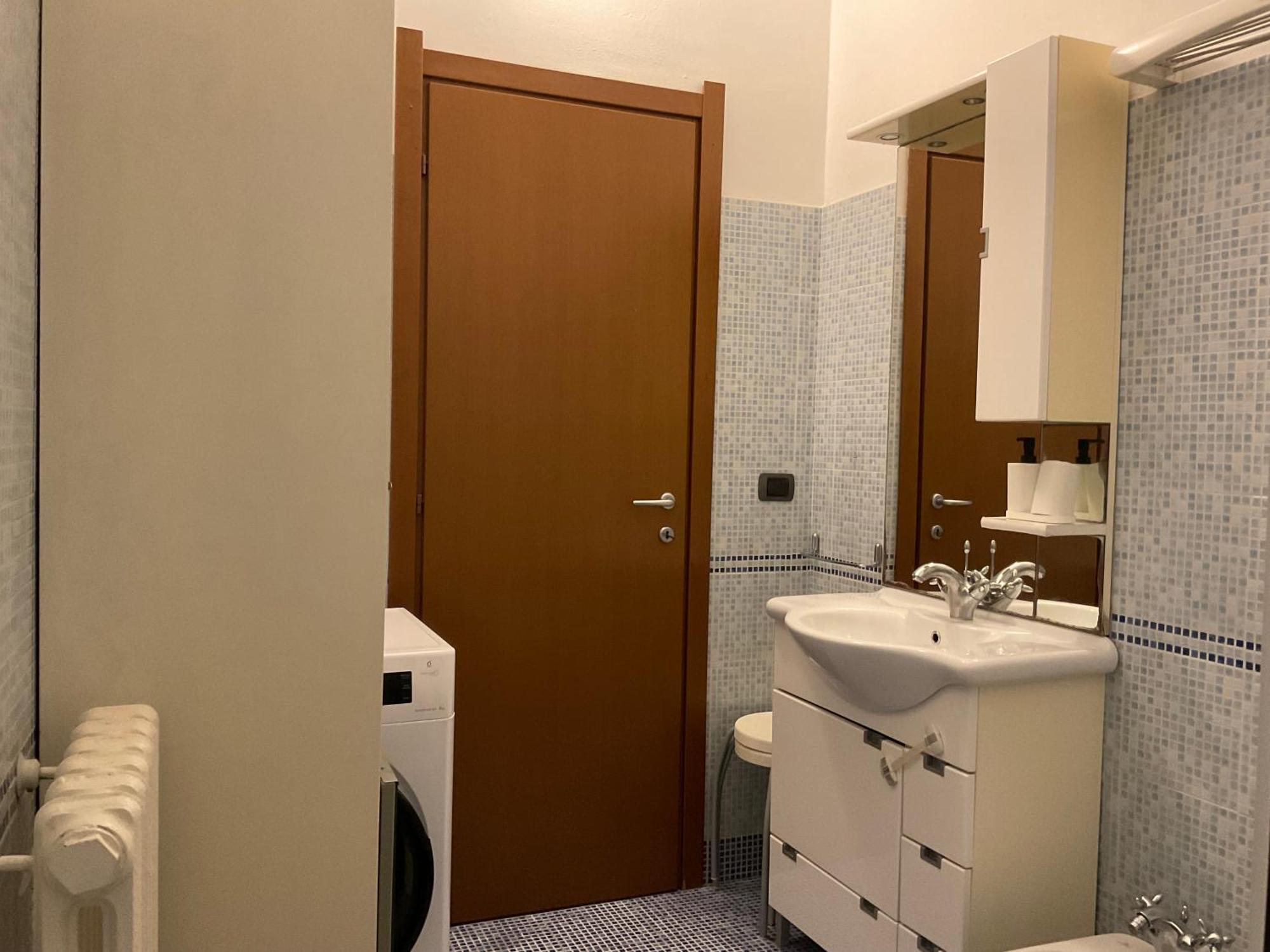 Sawasdee 37 Διαμέρισμα Μόνζα Εξωτερικό φωτογραφία